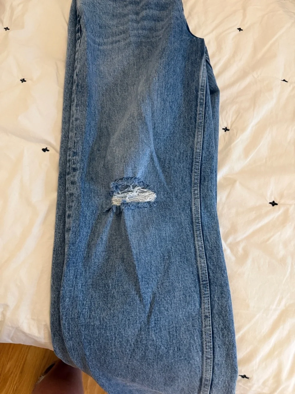 Rails Women’s Straight Jeans in Light Blue Denim - Picture 4 of 6